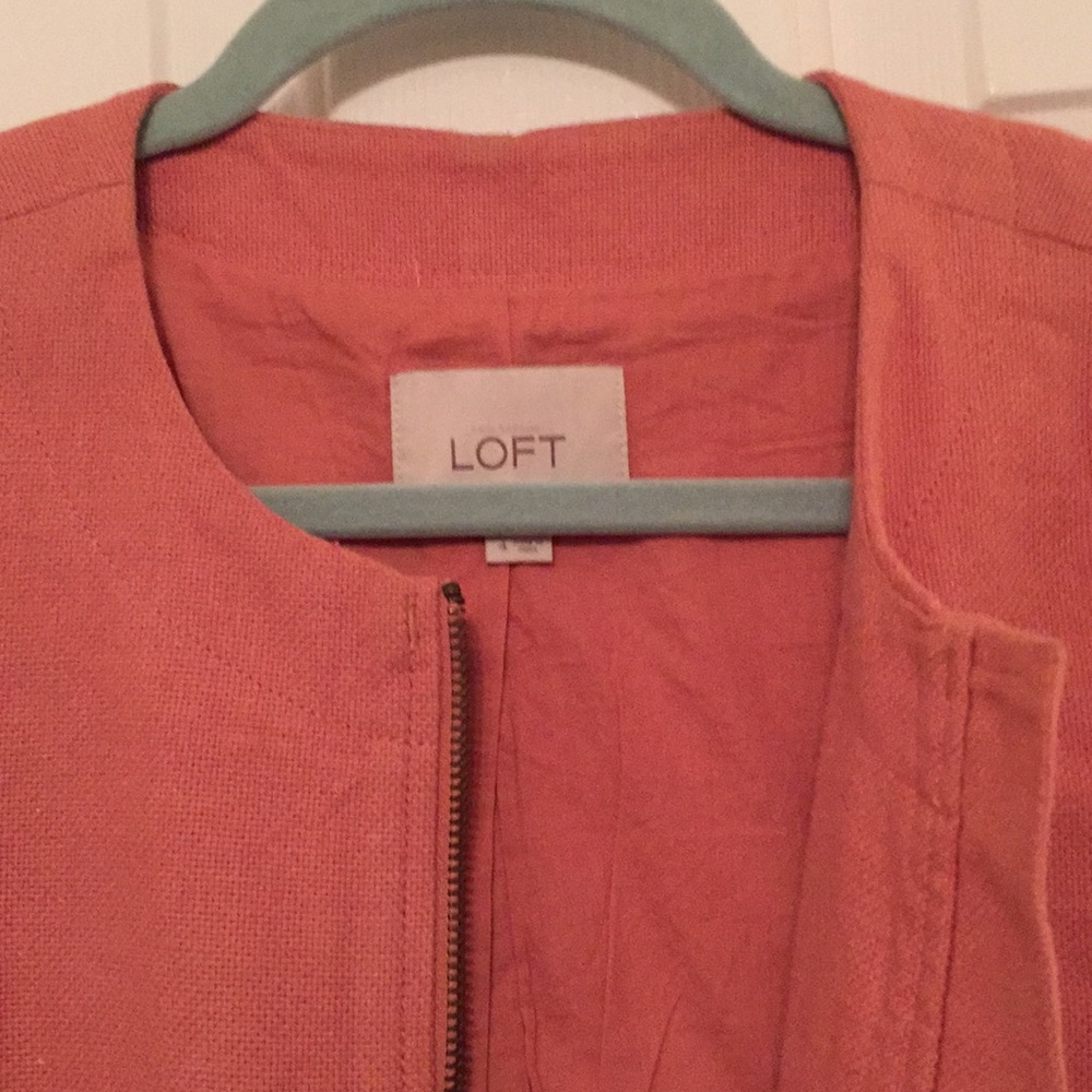 Sold Loft Pink Blazer - Picture 3 of 4